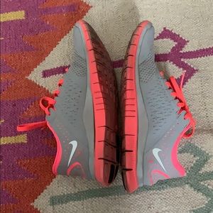 Nike free running shoes 7.5